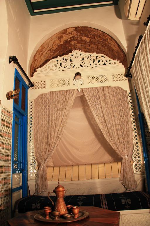 Dar Hassine Allani Kairouan Quarto foto