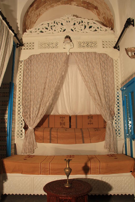Dar Hassine Allani Kairouan Quarto foto